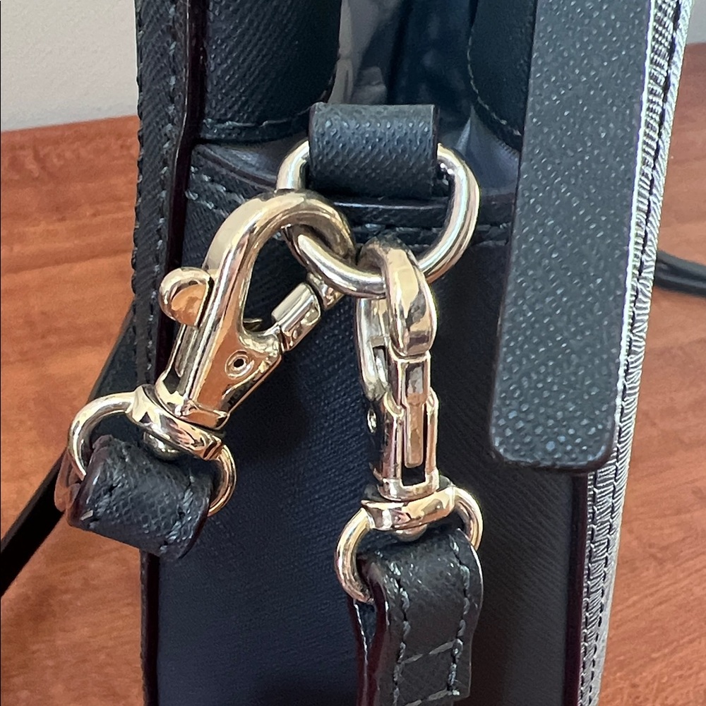 Lo & Sons Pearl Convertible Crossbody Saffiano Leather Shoulder Bag Dark Grey - Picture 7 of 13